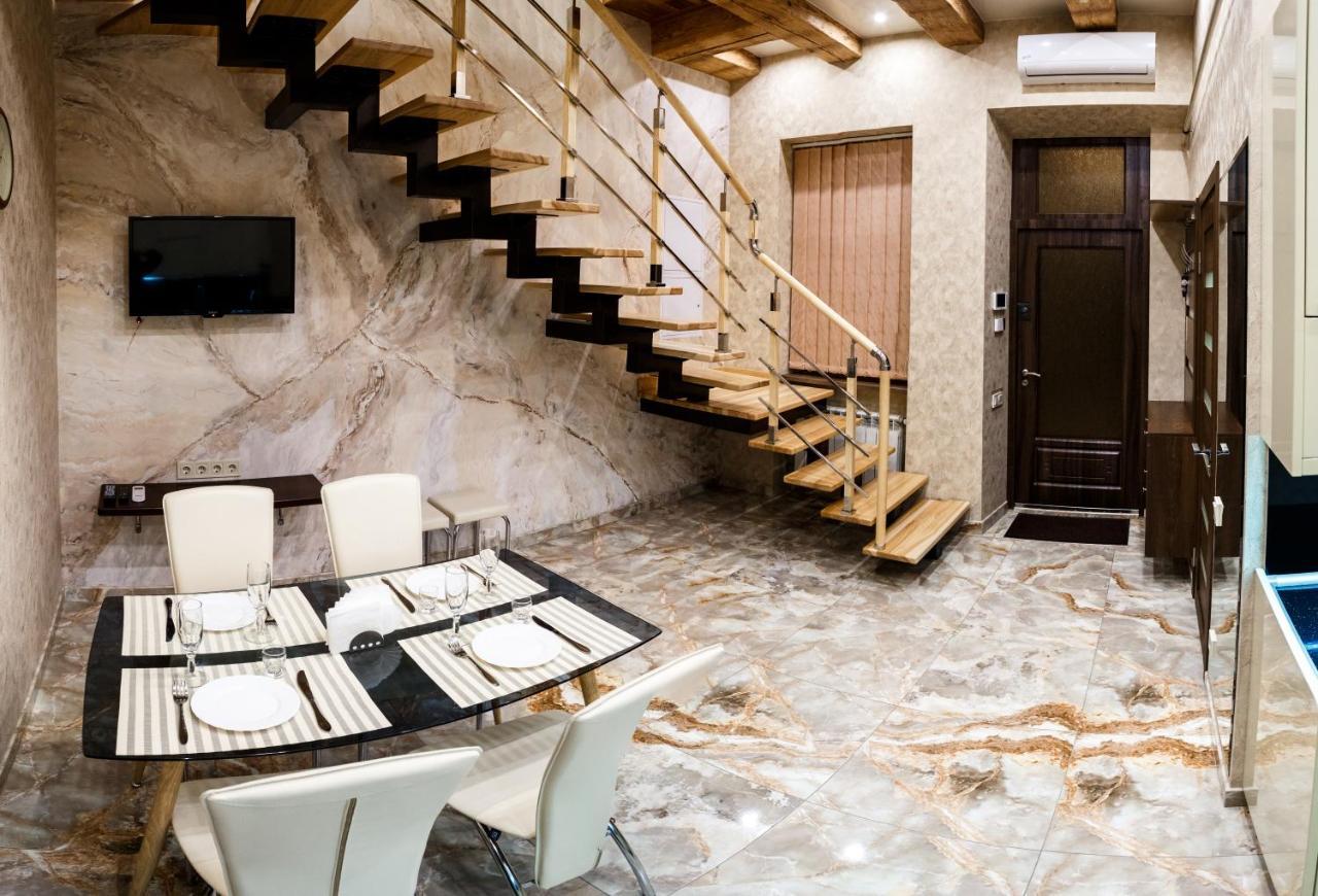 Apartments "The Cultural Capital" Vip Leopoli Esterno foto