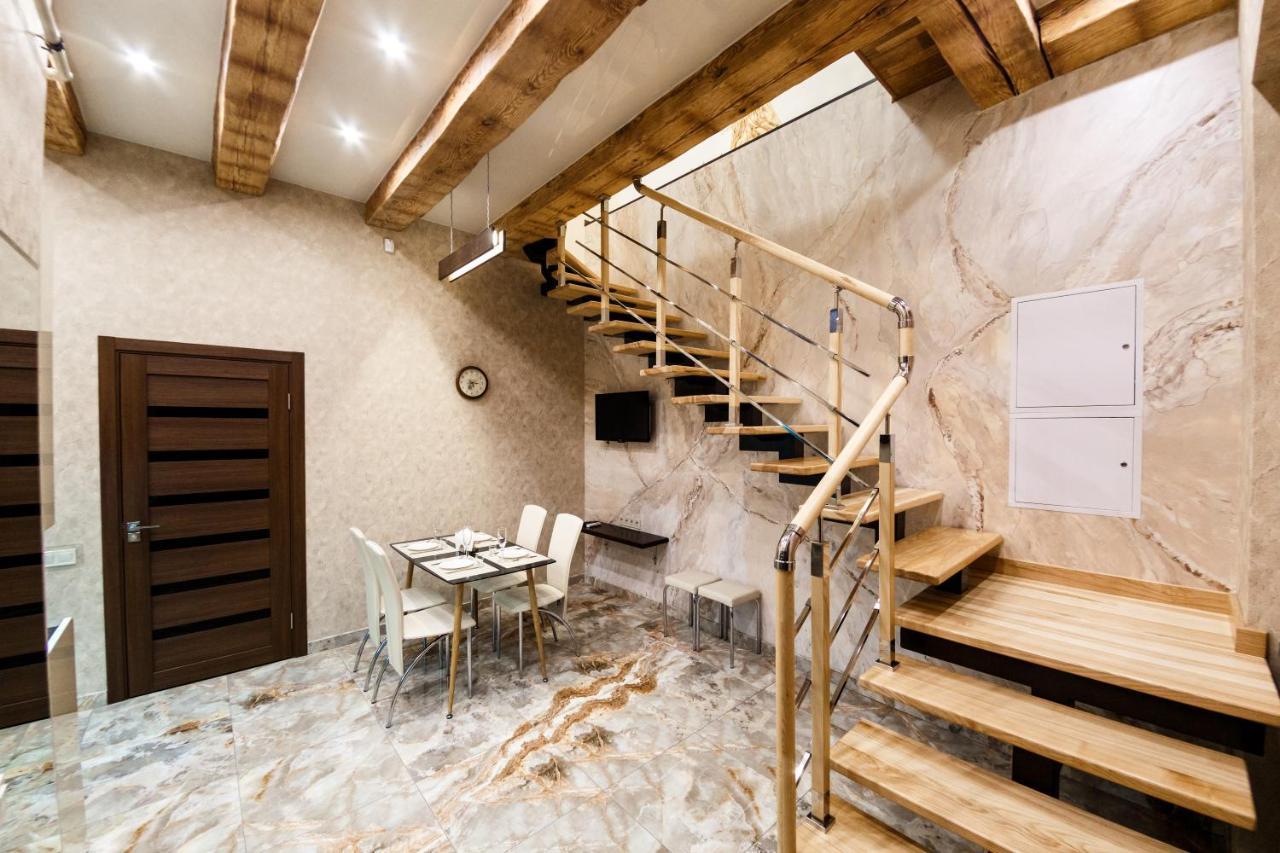 Apartments "The Cultural Capital" Vip Leopoli Esterno foto