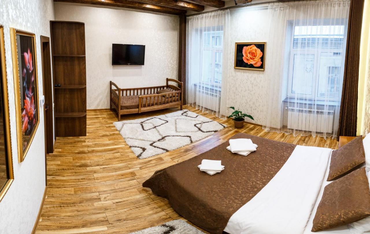 Apartments "The Cultural Capital" Vip Leopoli Esterno foto